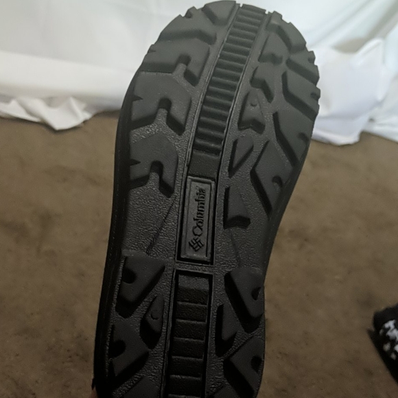 Columbia Winter Boots - Picture 4 of 5